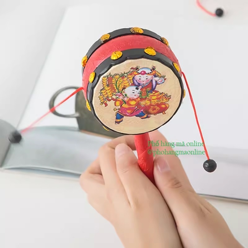 Đồ chơi trống lắc, trống lục lạc họa tiết ĐÔNG HỒ cho bé chơi TRUNG THU / Đồ chơi dân gian