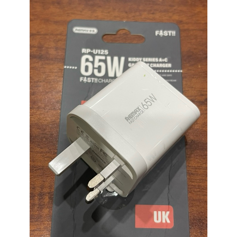 CỦ SẠC 65W REMAX RP-U125 UK, CHÍNH HÃNG Bh 3 tháng | Shopee Việt Nam