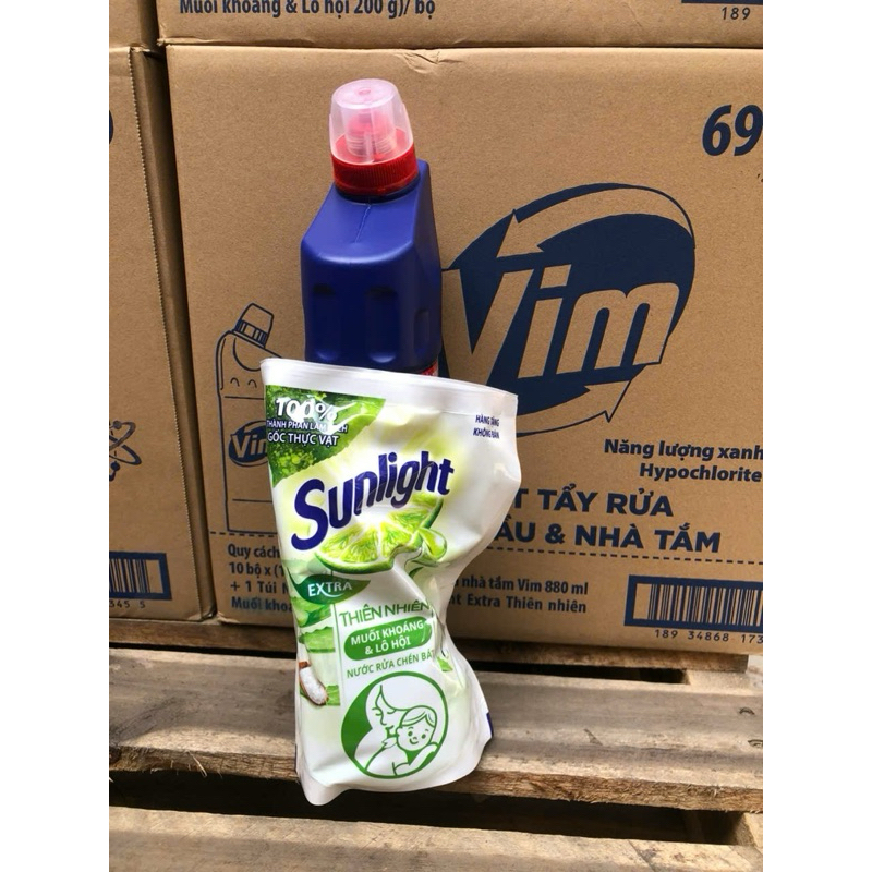 Vim tẩy bồn cầu nhà tắm chai 880ml
