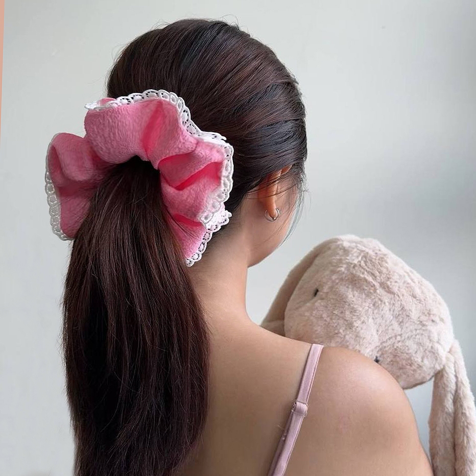 Set Combo HỘP 5 Scrunchies Dây Cột Tóc Vải Xốp Phối Ren Dễ Thương - Tặng hộp ruy băng
