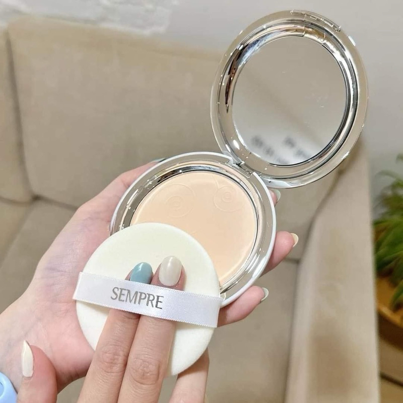 Phấn phủ Sempre Geo Happy vỏ trắng. Phấn hút dầu xịn xò, bán chạy qua năm tháng