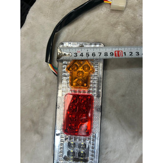 Đôi đèn hậu led mũi tên ngắn 23cm. (Giá 1 đôi)