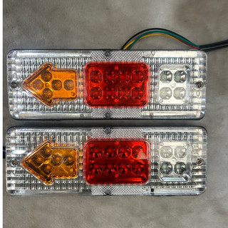 Đôi đèn hậu led mũi tên ngắn 23cm. (Giá 1 đôi)