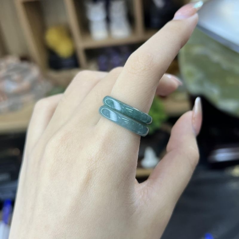 Gemstone Feng Shui Ring by Hồng Tuyết Gems