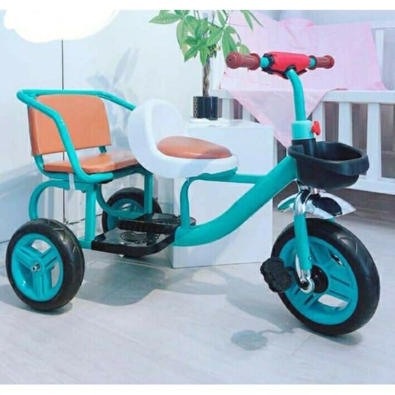 Xe xích lô, xe đạp 3 bánh 2 chỗ ngồi lót đệm cho bé từ 2-8 tuổi