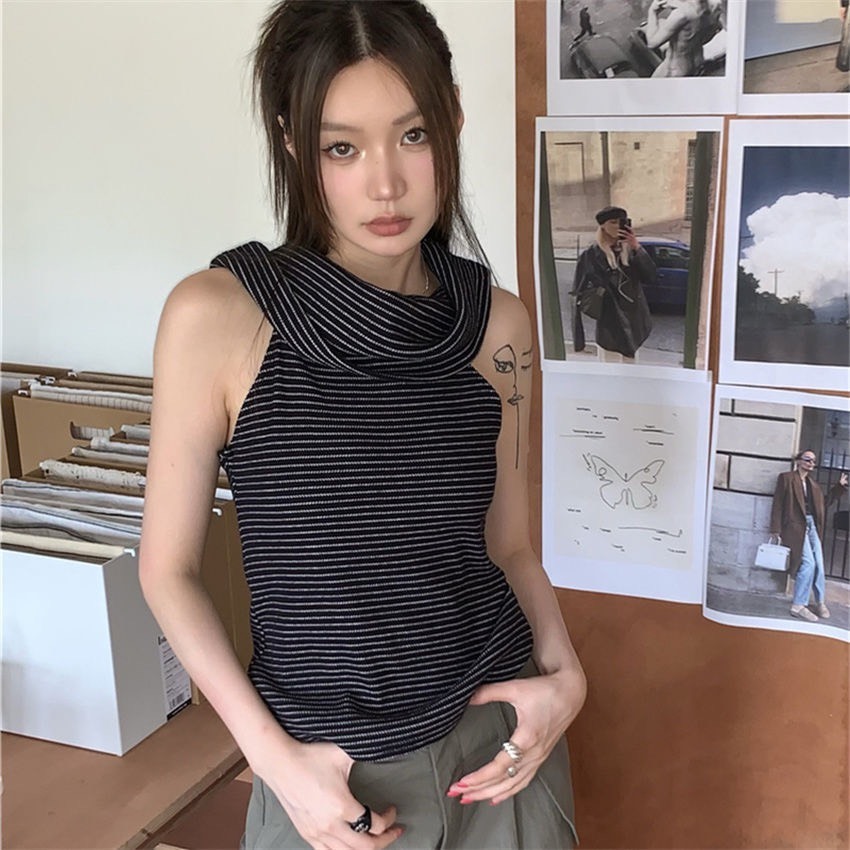 (sẵn)Áo trễ vai chất thun cotton mềm mịn họa tiết kẻ ngang màu đen và xanh thời trang nữ ATV001 - Tiktik