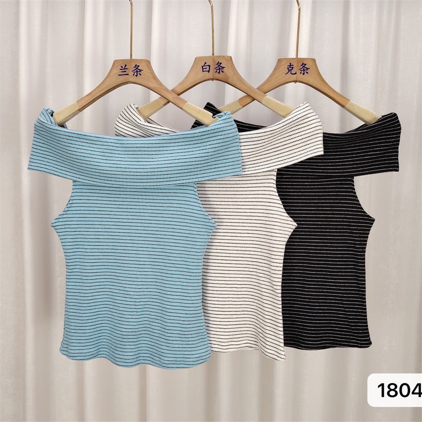 (sẵn)Áo trễ vai chất thun cotton mềm mịn họa tiết kẻ ngang màu đen và xanh thời trang nữ ATV001 - Tiktik