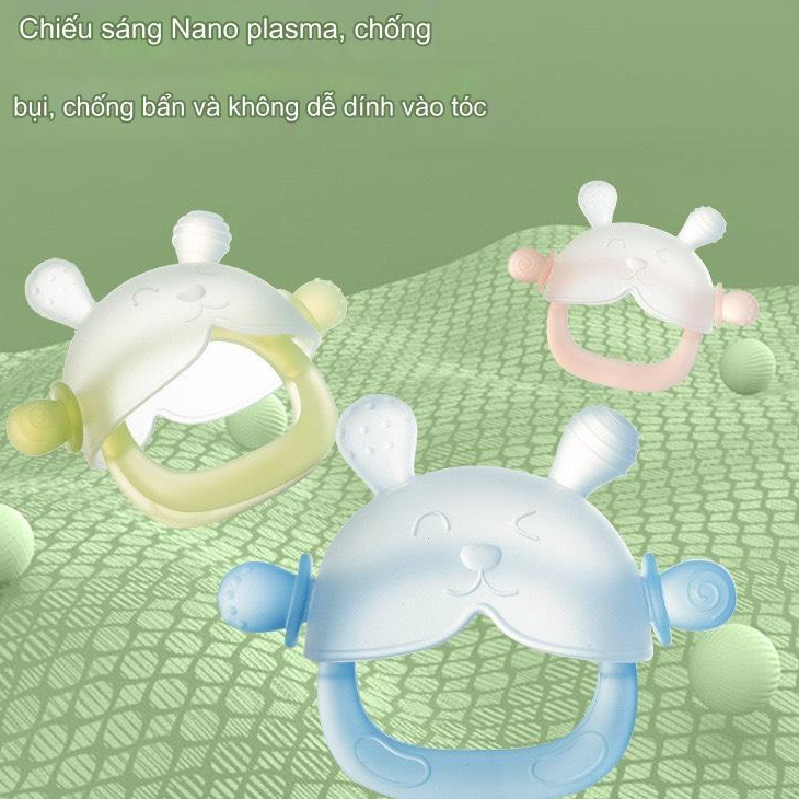 Ảnh Gặm Nướu Cho Bé Xỏ Tay Hình Gấu KidAndMom Đồ Chơi Gặm Nướu Silicone Siêu Mềm An Toàn Cho Bé Sơ Sinh 2