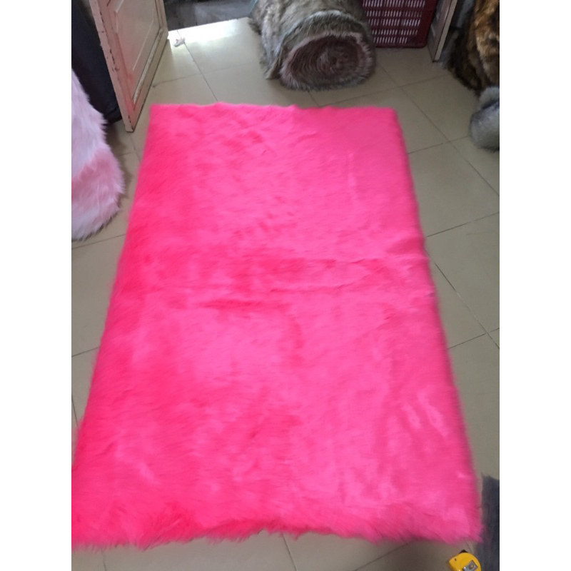 Thảm lông trải bàn trang điểm màu hồng kitty - Thảm lông chụp hình - Thảm lông decor nhà cửa