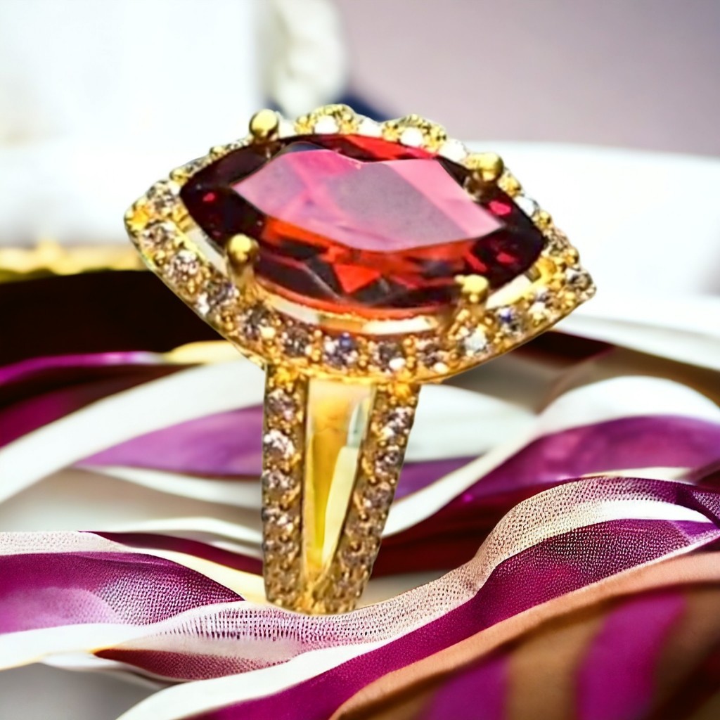 Women's Ring by Nguyễn Ngọc Jewelry