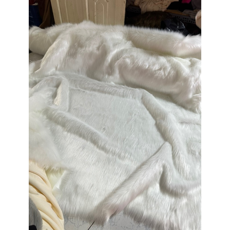 Thảm lông trải bàn trang điểm và chụp hình kích thước 50cmx80cm, 50cmx1m2 , 50cmx1m6, 1mx80cm