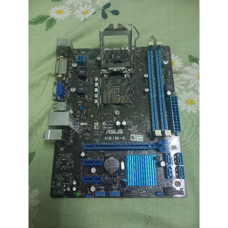 Carte Mère ASUS H61M-K Rev 1.03 + Processeur + RAM – Occasion Bon état