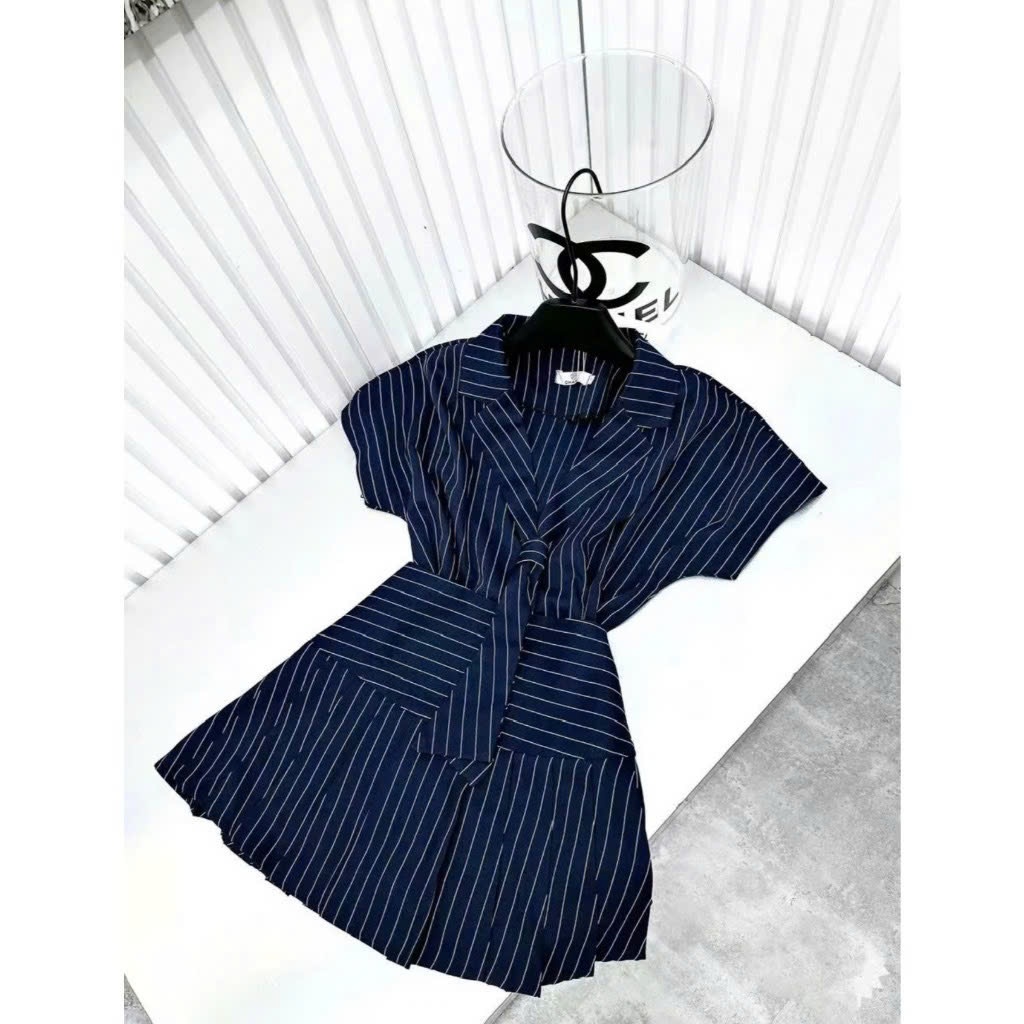 Set Bộ Đồ Nữ Xanh Than Kẻ Sọc Áo Thiết Kế Tay Hến Cổ Vest Mix Chân Váy Xếp Ly Dáng Ngắn