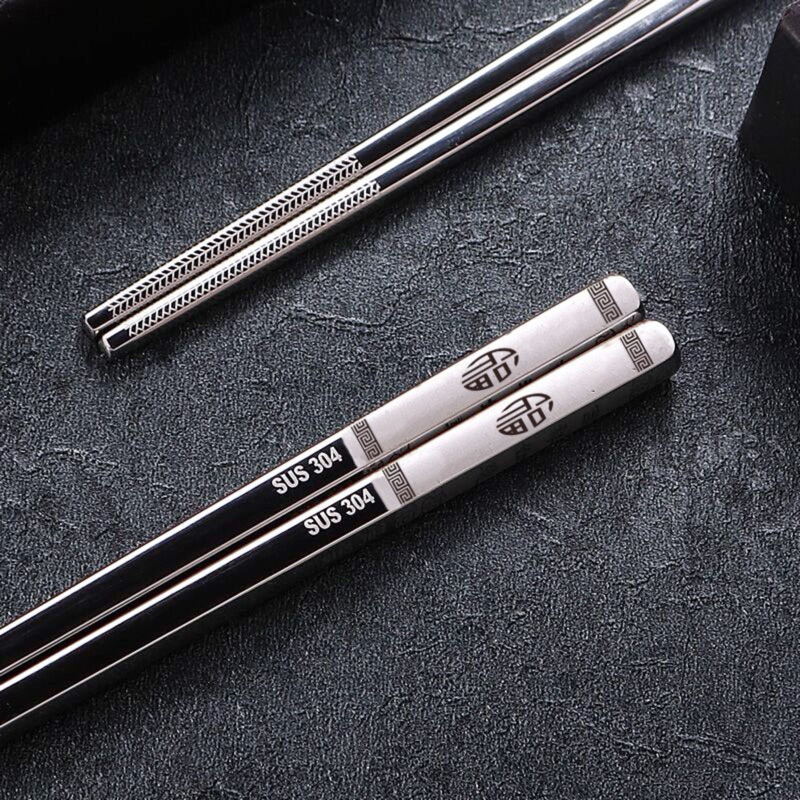 Đũa inox Nhật bản bền đẹp, sang trọng (Khắc chữ phúc)