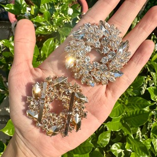[Mũi Vuông-Nguyệt quế Trắng kim loại] DÉP XỎ NGÓN NỮ GẮN CHARM NGUYỆT QUẾ TRẮNG KIM LOẠI(SẮT) MIX 18 MÀU ĐẾ CAO SU