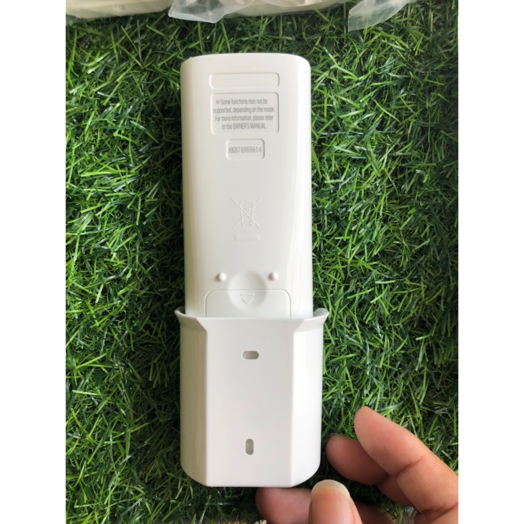 Điều khiển remote từ xa điều hòa LG AKB75415310 nút cam kèm đế - tặng kèm pin