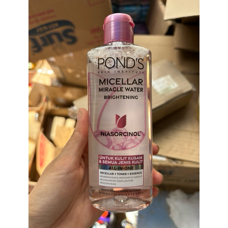 (235ml Mẫu Mới) Nước Tẩy Trang Làm Sáng Da Pond's White Beauty Chính Hãng Công Ty