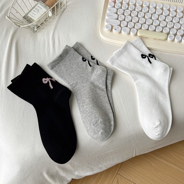 Tất vớ nữ cổ cao nơ đen phong cách Hàn Quốc, chất liệu cotton co giãn thoáng khí - Ekiu Shop