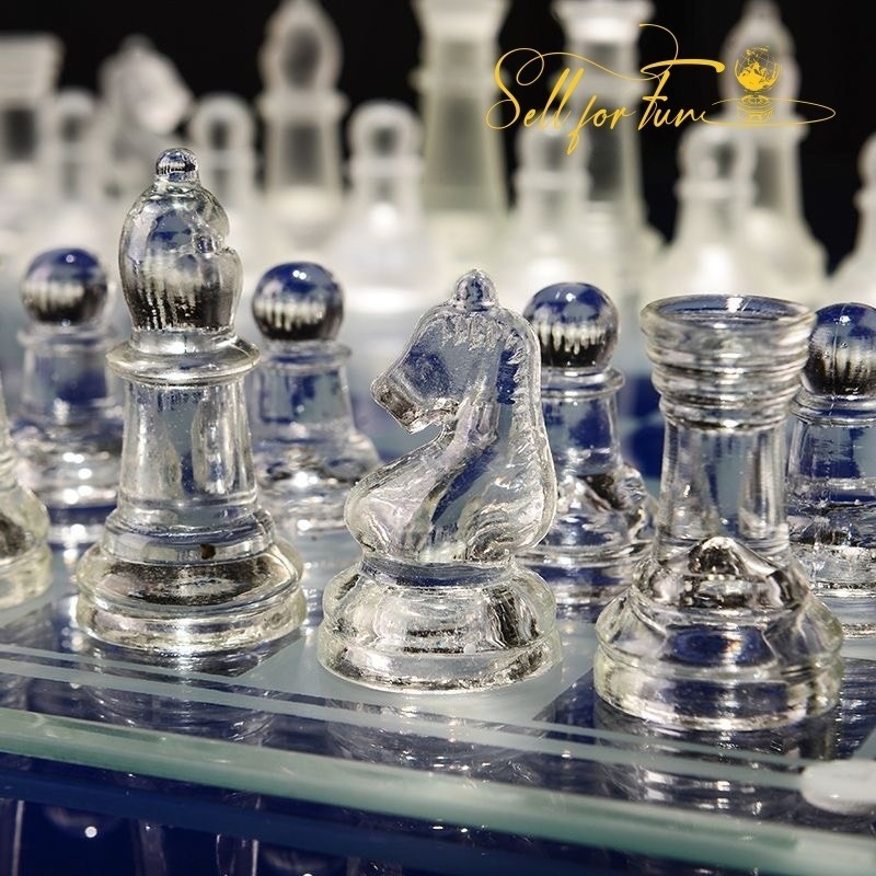 Bộ Cờ Vua Thủy Tinh Đồ Chơi Bàn Cờ Vua Cao Cấp Glass Chess