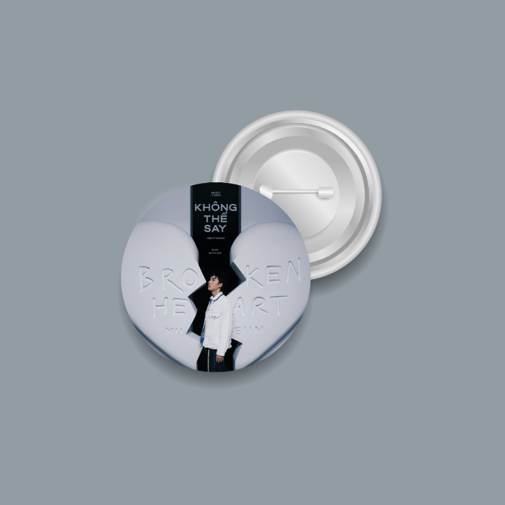 Huy hiệu cài áo/badge/pin album ca sĩ Hiếu Thứ Hai (đọc miêu tả)