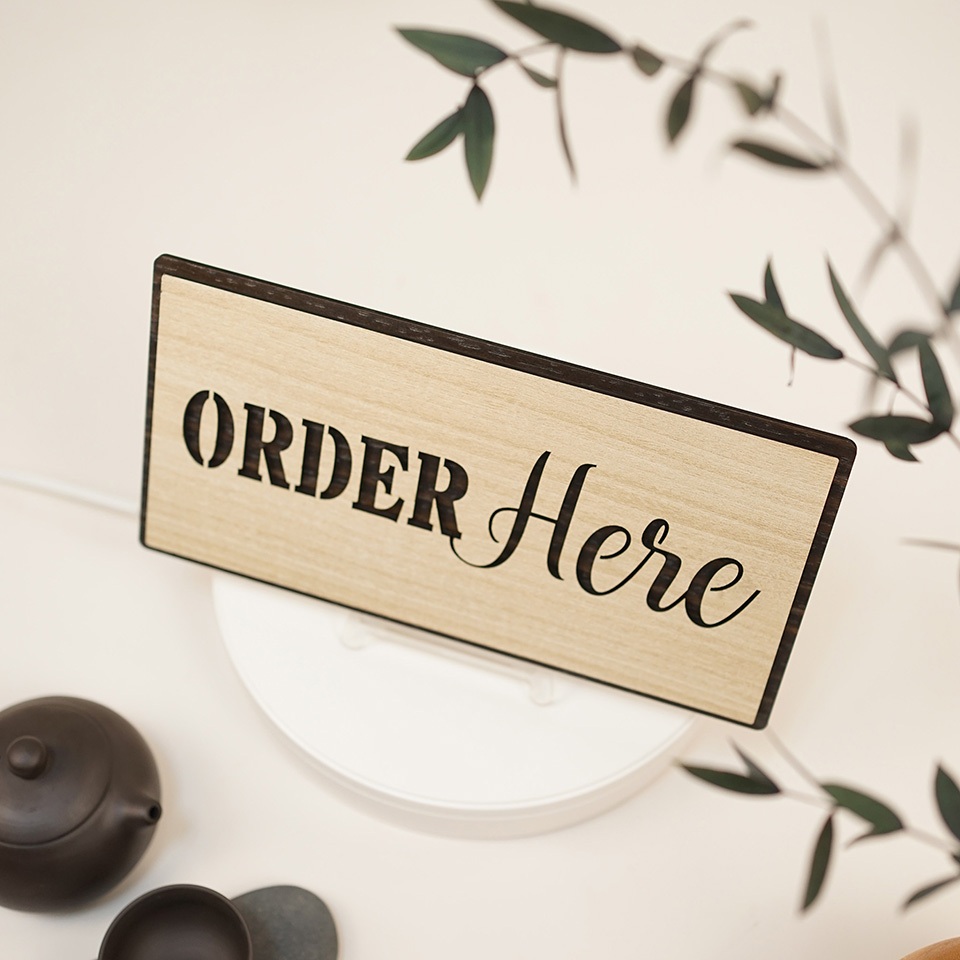 Bảng gỗ decor Order here hướng dẫn gọi món tại quầy LEVU-BG39
