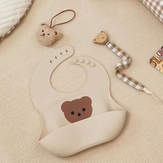 Yếm ăn silicone siêu nhẹ cho bé với nhiều họa tiết dễ thương
