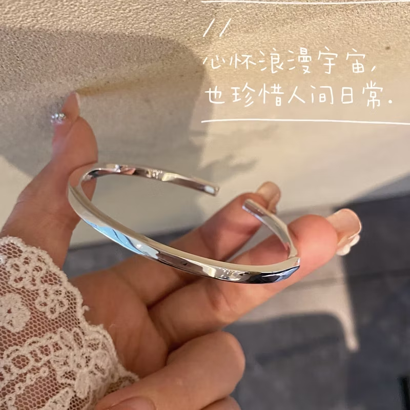 Vòng tay Cuff thép titan thiết kế đơn giản thanh lịch thời trang dành cho nam và nữ