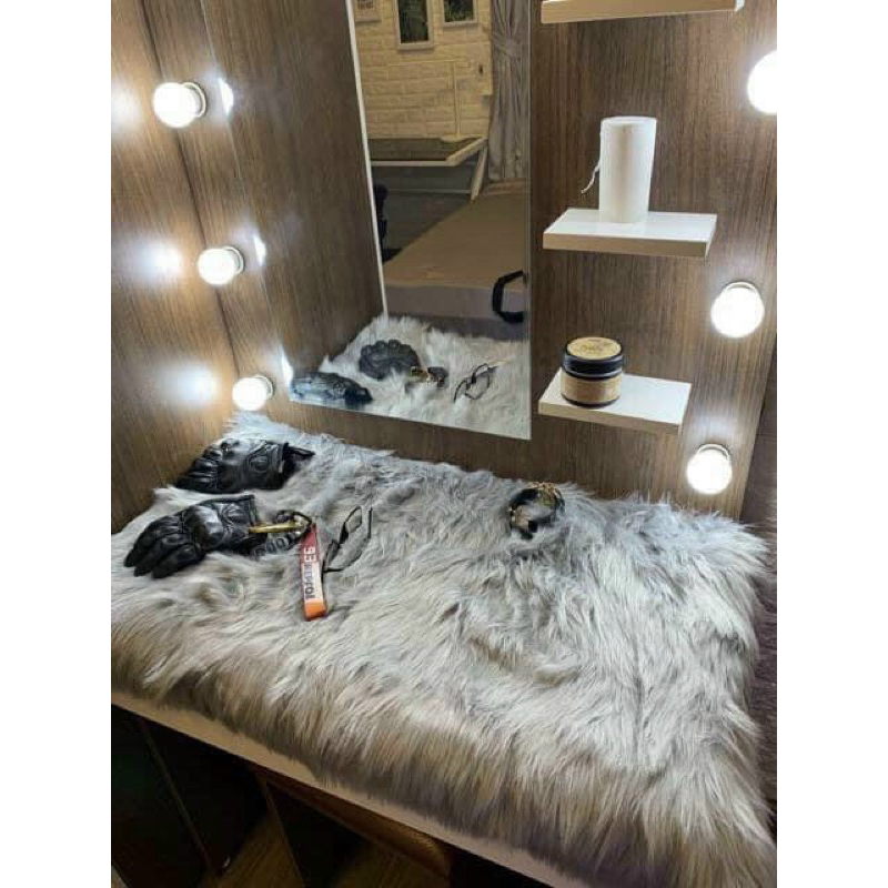 THẢM LÔNG CHỤP HÌNH SẢN PHẨM - THẢM LÔNG DECOR BÀN TRANG ĐIỂM LÔNG DÀI