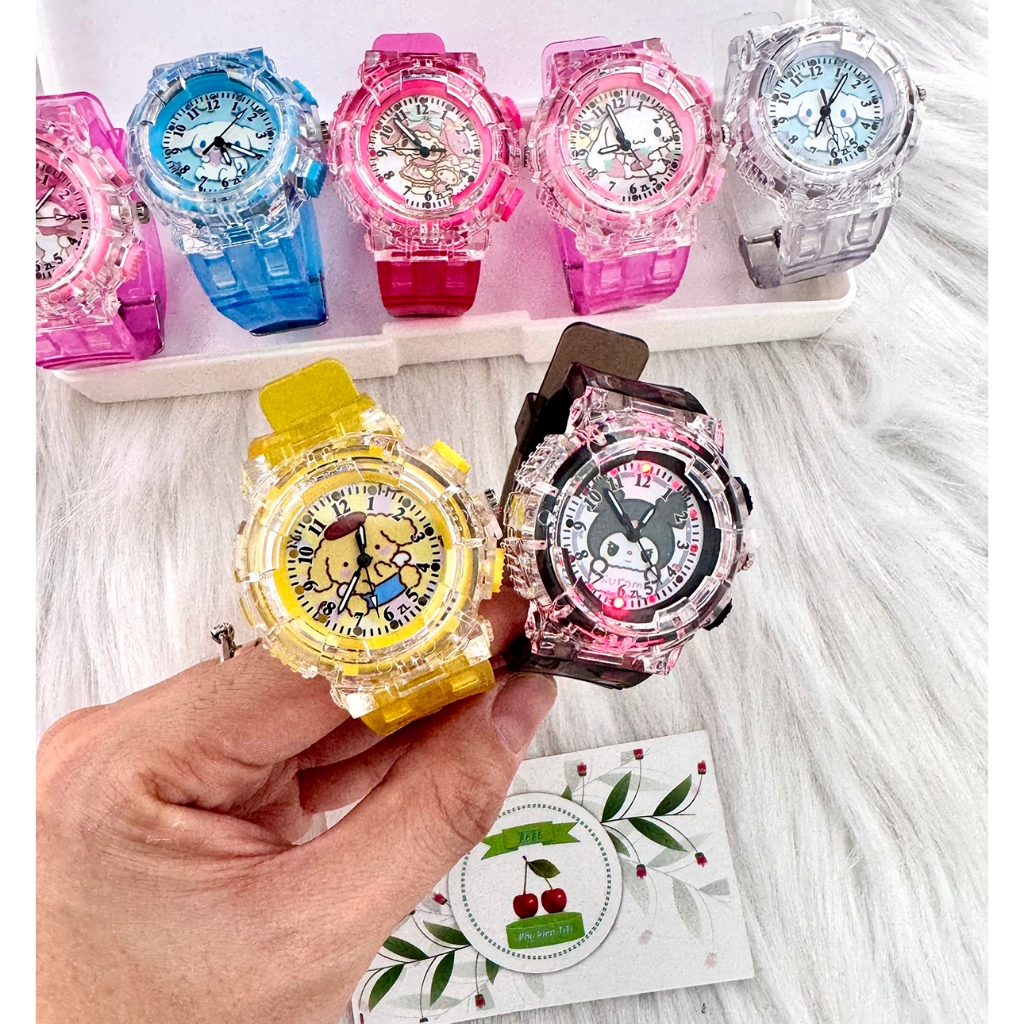 Hoạt Hình Đồng Hồ Đeo Tay Có Đèn led Hình Sanrio Kurome/ Siêu Nhân Nhiều Màu Sắc Cho Bé