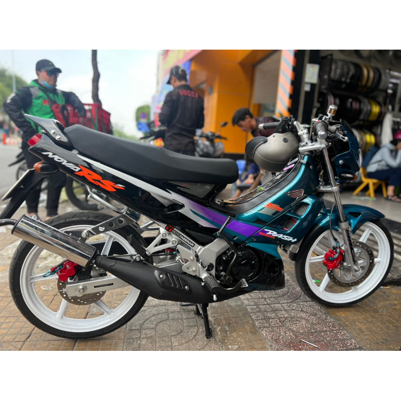 Tem Nova RS mẫu chuẩn Zin