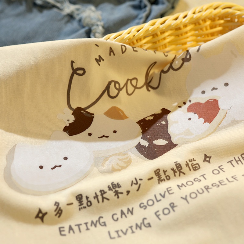 Áo thun Nữ HappyTee - Áo tay lỡ họa tiết Cookie dễ thương đáng yêu chất cotton 100 cao cấp - Màu Kem