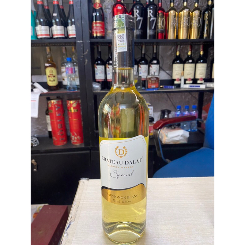 VANG CHATEAU DALAT SPECIAL SAUVIGNON BLANC 12,5 ĐỘ