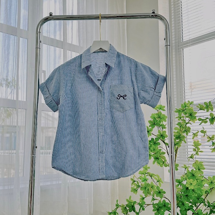 Áo Sơ Mi Nữ Kẻ Sọc Tay Ngắn Gập Gấu Thêu Nơ, Sơ Mi Nữ Chất Cotton Xịn Form Vừa Xinh