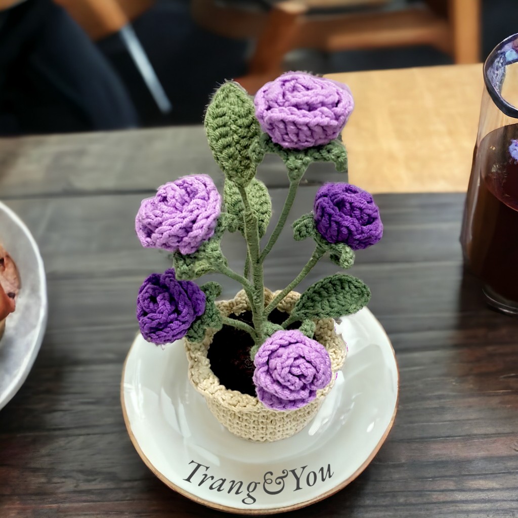 (Trang&You) Chậu hoa hồng bằng len handmade size 21-22cm - quà tặng ý ...