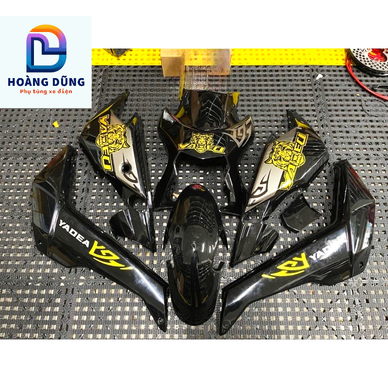 Bộ nhựa 8 món kèm tem chỉ đỏ, tem hổ, tem số 7... tặng kèm 4 ốc khi mua full bộ