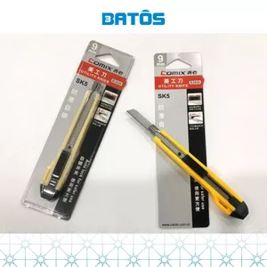 Dao trổ /dao rọc giấy nhỏ 9mm, có 2 lưỡi dự phòng Comix B2826