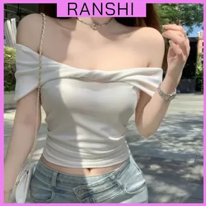 Áo Thun Tay Ngắn Nữ RANSHI Thiết Kế Trễ Vai Xoắn Ngực Ôm Body Sexy Tôn Dáng Chất thun Cotton Mềm Mát - RA256
