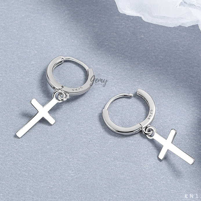 Khuyên tai tròn nam bạc 925 thiết kế hình chữ thập thánh giá trơn unisex, cá tính (1 chiếc) KN127 | GEMY SILVER