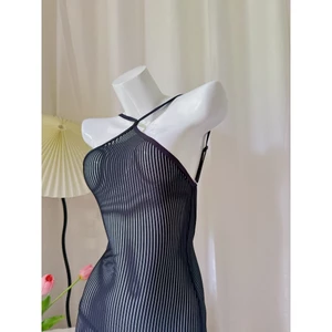 SX981 [ THUN SU] - Váy ngủ 2 dây ôm body sexy tặng kèm chíp lọt khe cùng màu