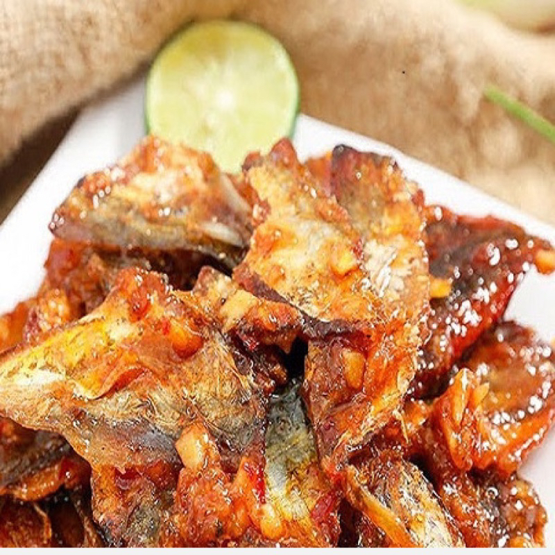 CÁ CHỈ VÀNG SỐT TỎI ỚT hộp 250G/300GR