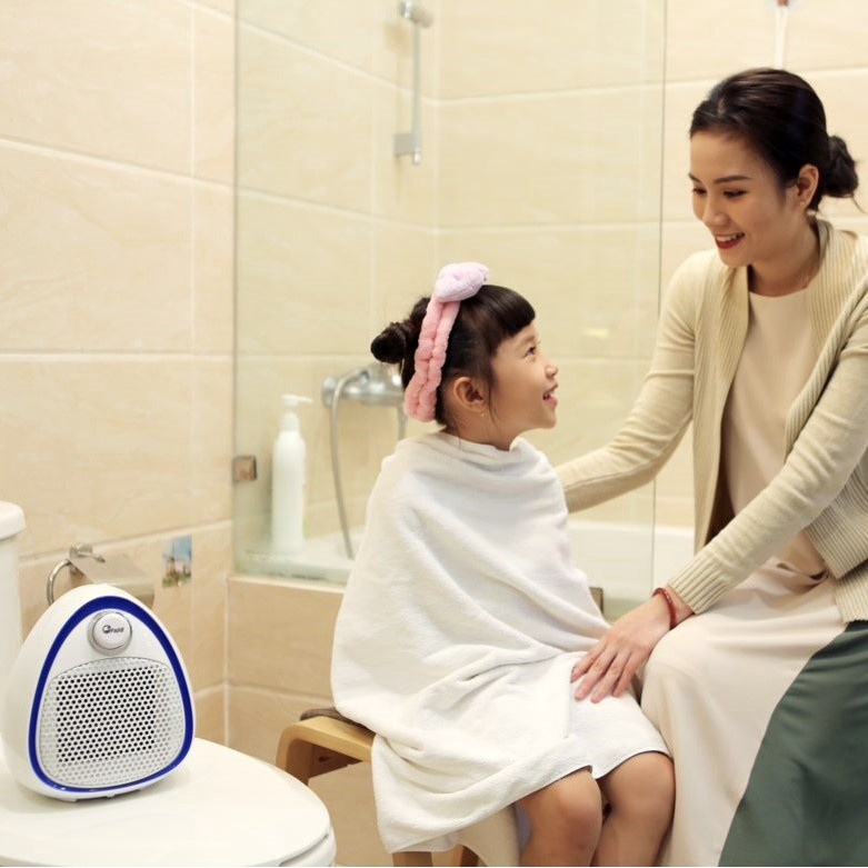 Máy sưởi gốm mini Fujie CH-202
