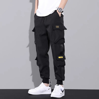 Quần dài jogger phối túi hộp kèm dây tag vàng chất kaki dày dặn ống bo đứng form kiểu dáng hiphop năng động K1