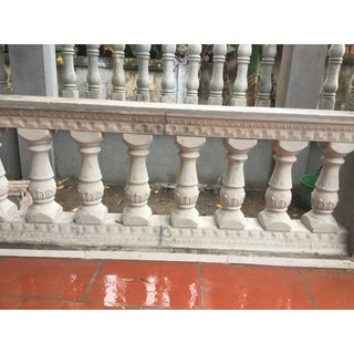 Khuôn đúc lan can bê tông hoa sen cao 40 cm, đế vuông 12 cm chất liệu nhựa abs.