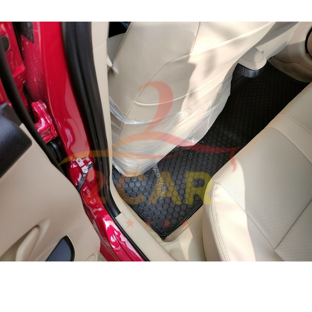 Thảm LÓT SÀN CAO SU xe Toyota Vios 2014- 2022, 2023,2024, 2025, 2026 (Mẫu Nissin tổ ong chữ trắng)
