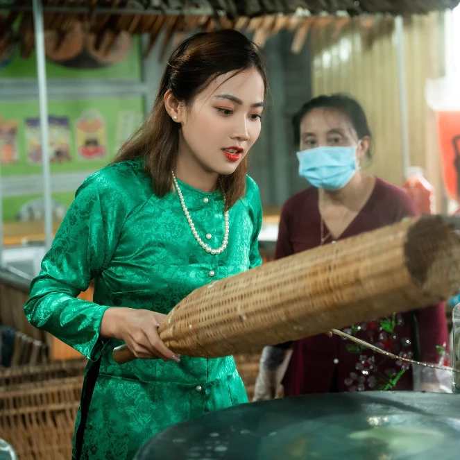 Bộ áo bà ba gấm Tím/vàng cúc/xanh lá/ Đỏ tươi- Có bộ bà ba Bigsize- may sỉ bà ba toàn quốc - May bộ bà ba theo yêu cầu