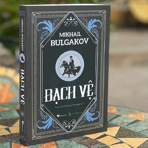 Sách - Bạch Vệ (tác giả Mikhail Afanasievich Bulgakov) | BigBuy360 - bigbuy360.vn