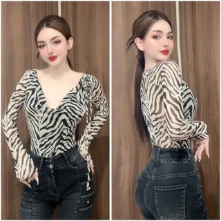 Áo thun nữ dài tay lưới chữ cá tính dáng CỔ ĐỔ SANG Chảnh