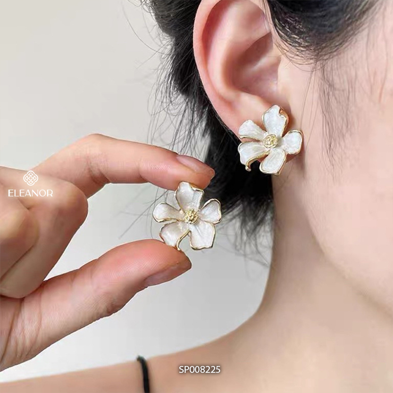Bông tai nữ chuôi bạc 925 Eleanor Accessories hình hoa viền trơn phụ kiện trang sức khuyên tai 8225