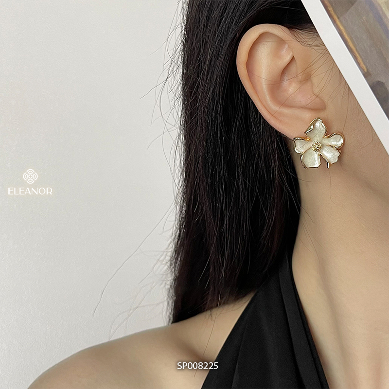 Bông tai nữ chuôi bạc 925 Eleanor Accessories hình hoa viền trơn phụ kiện trang sức khuyên tai 8225