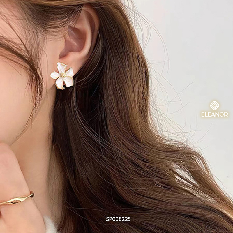 Bông tai nữ chuôi bạc 925 Eleanor Accessories hình hoa viền trơn phụ kiện trang sức khuyên tai 8225